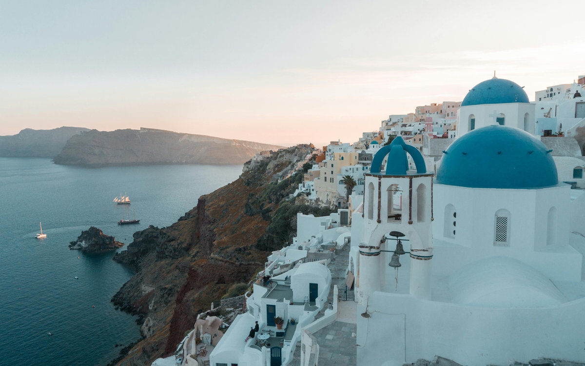 Avla Golden Visa web sayfaları — Santorini